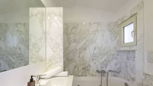 DDG-Properties-Management-Via-del-corso-300-70-roma